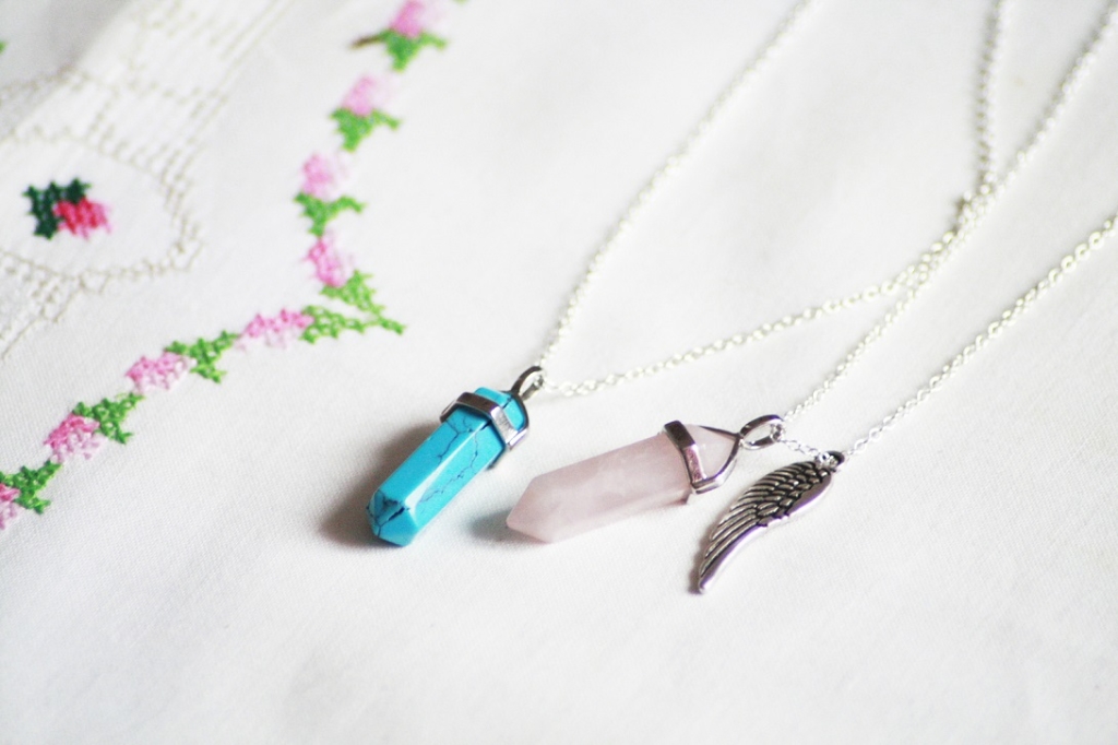 Franziska Elea Blogger Ketten 2015 Necklace Fashion Accessoires Sommer München Dullylicious Frühling Pendant Buddhistische Steine