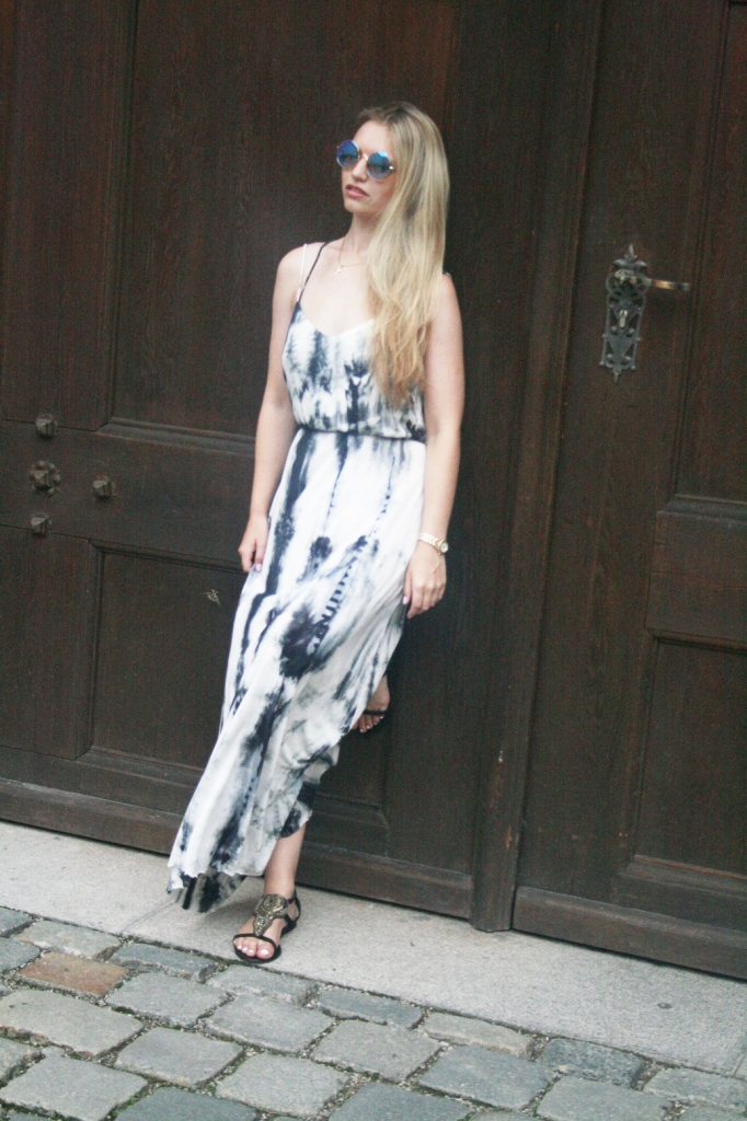 Franziska Elea Dully Fashionblogger 2015 Maxikleid Sassyclassy München