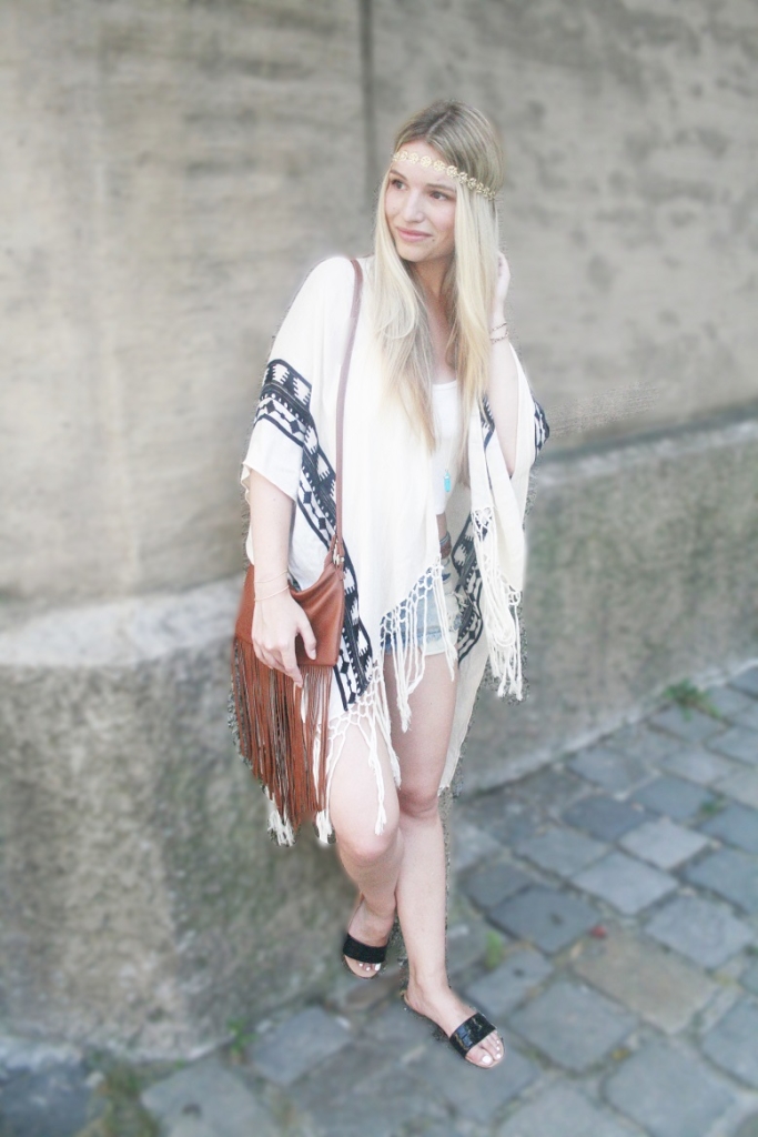 Franziska Elea Fashionblog Hippie Boho Sommer 2015 Trend Subdued Forever 21 HM Tuch Poncho