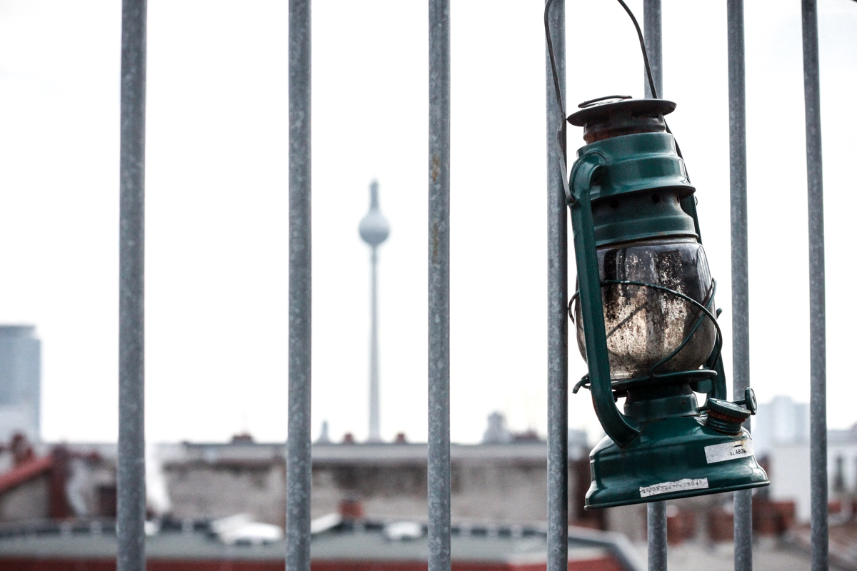 Berlin Street Photography Februar 2016 Franziska Elea Straßenfotografie Fotografie Motiv Streetphotography Prenzlauer Berg Kreuzberg Fahrrad Streetstyle Mitte Fernsehturm Alexanderplatz