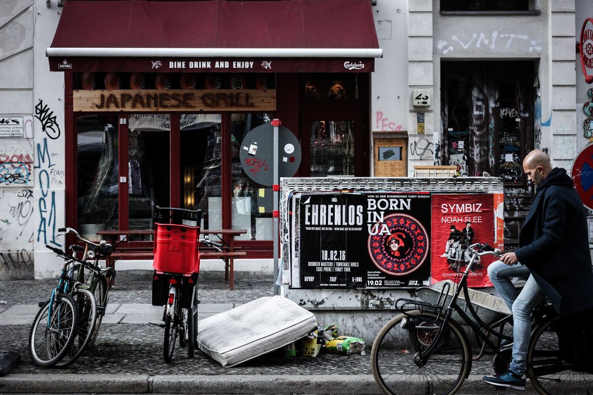 Berlin Street Photography Februar 2016 Franziska Elea Straßenfotografie Fotografie Motiv Streetphotography Prenzlauer Berg Kreuzberg deutsche Blogger Fahrrad Streetstyle Mitte