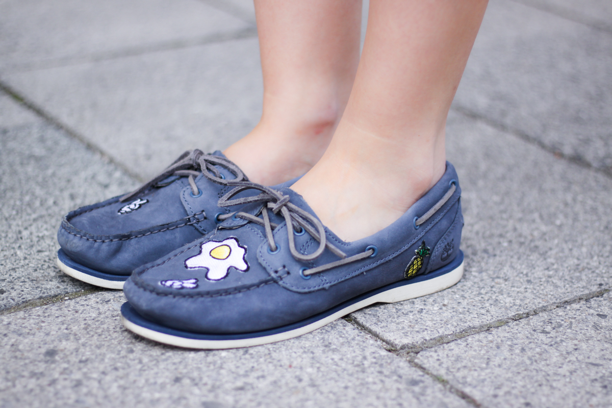 Franziska Elea deutsche Blogger Ananas Spiegelei Timberland Segelschuhe Bootsschuhe Patches customized selbst designed Sommer Schuhe blau