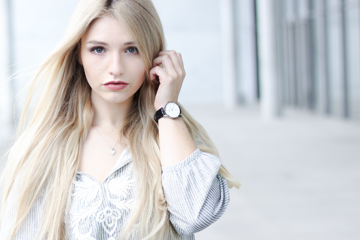 Franziska Elea deutsche Blogger München Modeblogger Instagram Jeans mit Löchern Rabattcode Uhr Armbanduhr minimal Daniel Wellington Code _