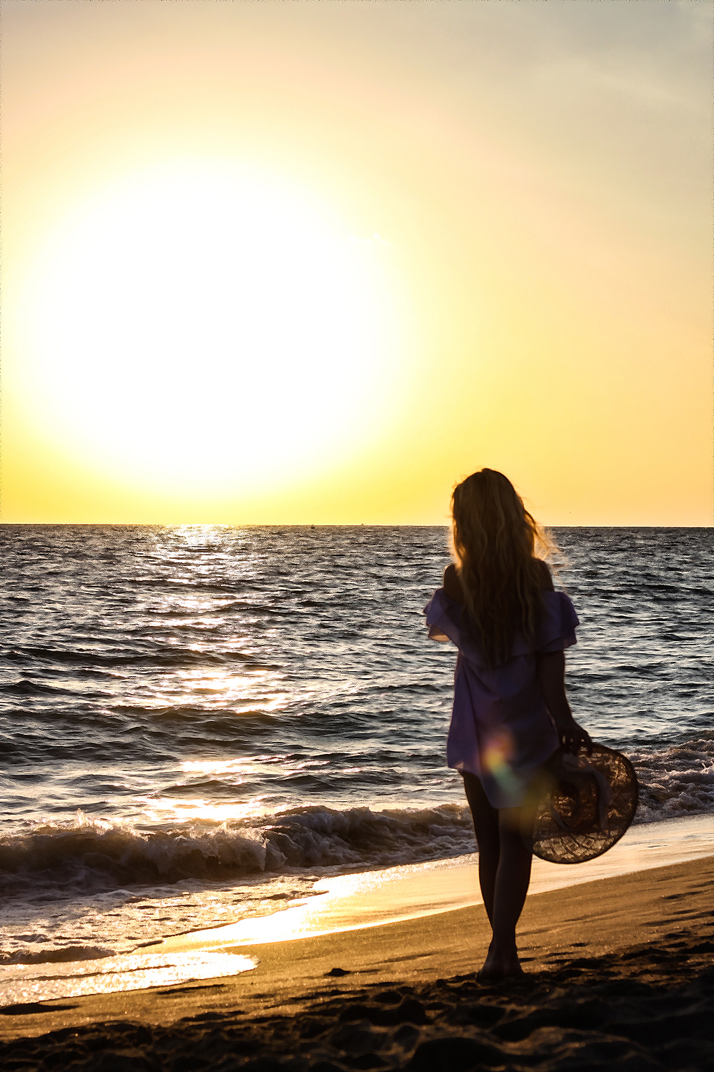 franziska-elea-deutsche-blogger-modeblog-fashionblog-muenchen-urlaub-meer-strand-hut-golden-hour-sonnenuntrgang-kleoparta-beach-alanya-tuerkei