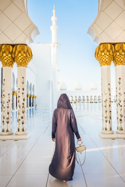 Franziska Elea Fashionblog Abu Dhabi Grand Mosque große Moschee Sheikh Zayed Zayid Moschee schönste Gebäude der Welt Architektur
