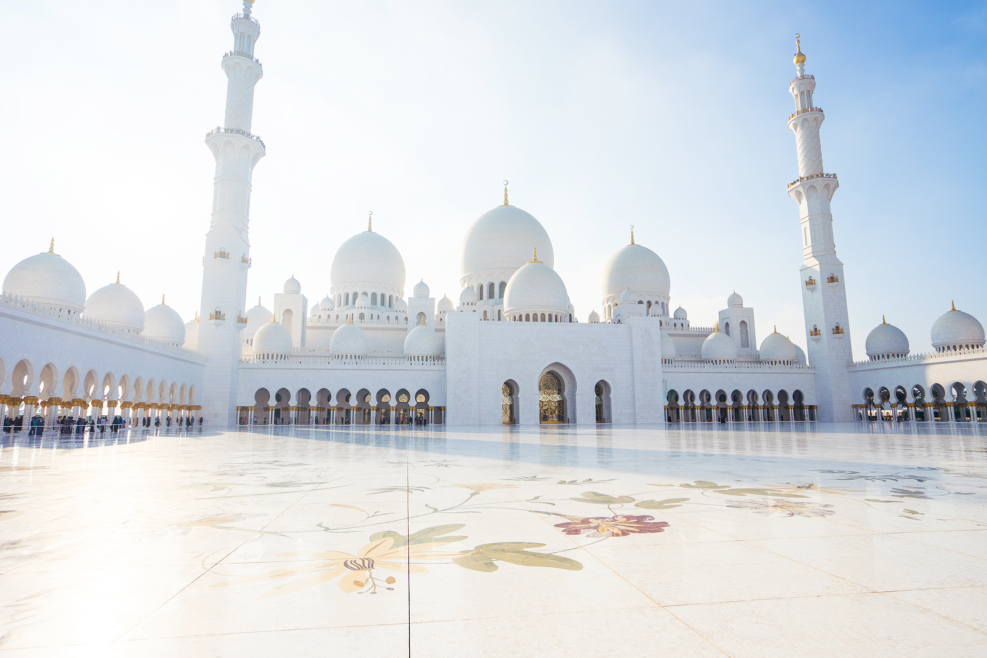 Franziska Elea Fashionblog Abu Dhabi Grand Mosque große weiße Moschee Scheich Zayid vereinigte arabische emirate building traumhaft